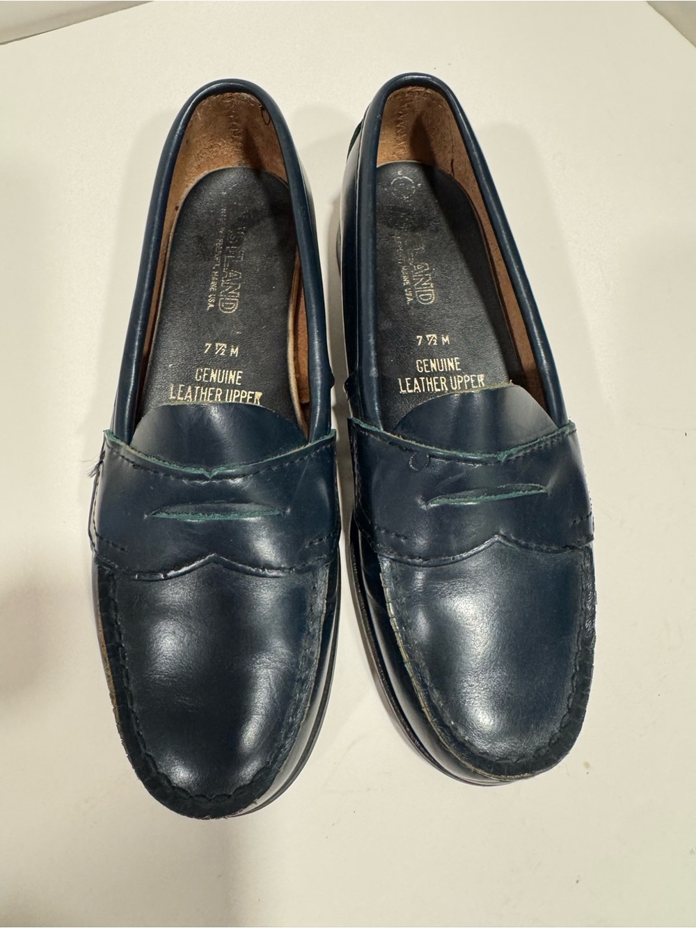 Eastland women’s Navy Leather Penny Loafers - Genuine Leather Upper 7.5 med